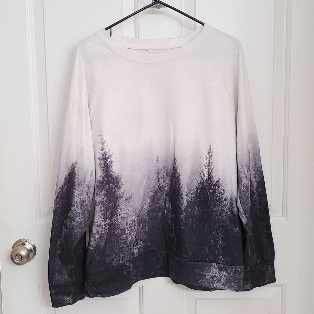 Black and White Forest Print Longsleeve Sweatshirt